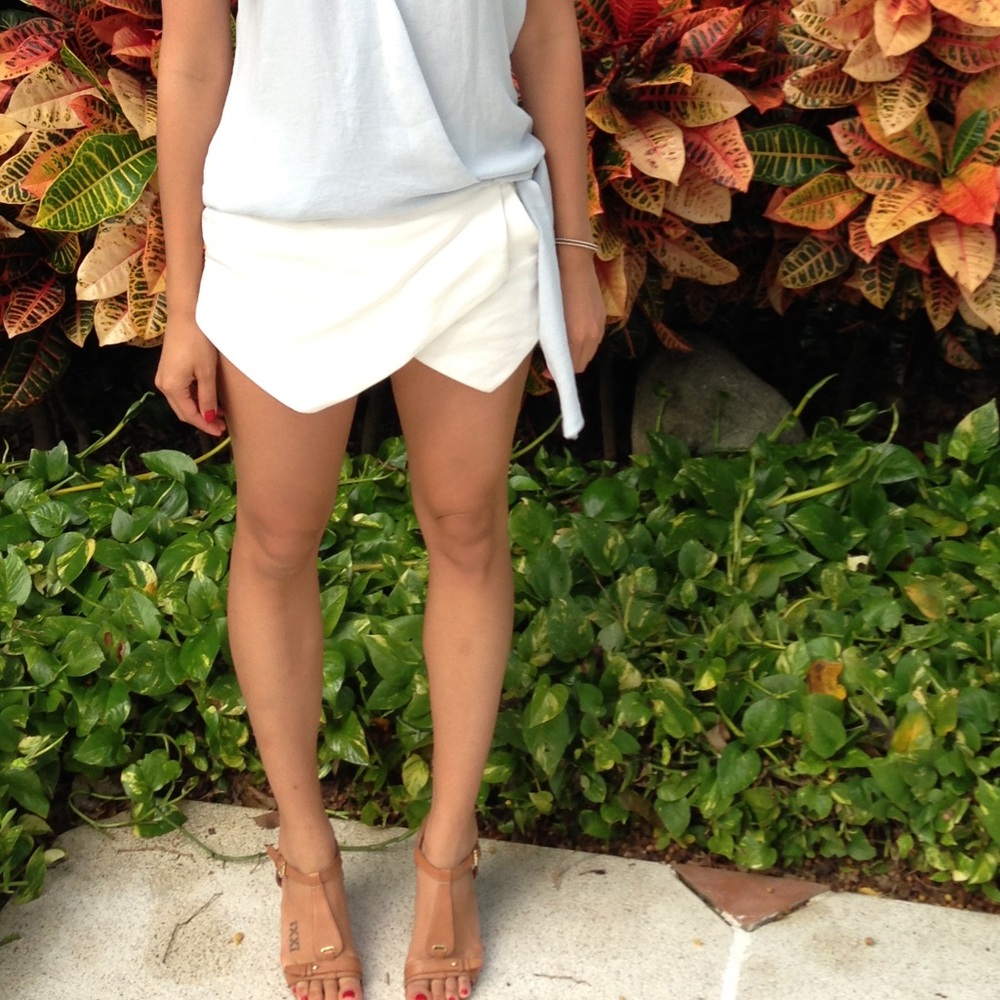 Zara White Wrap Skort
